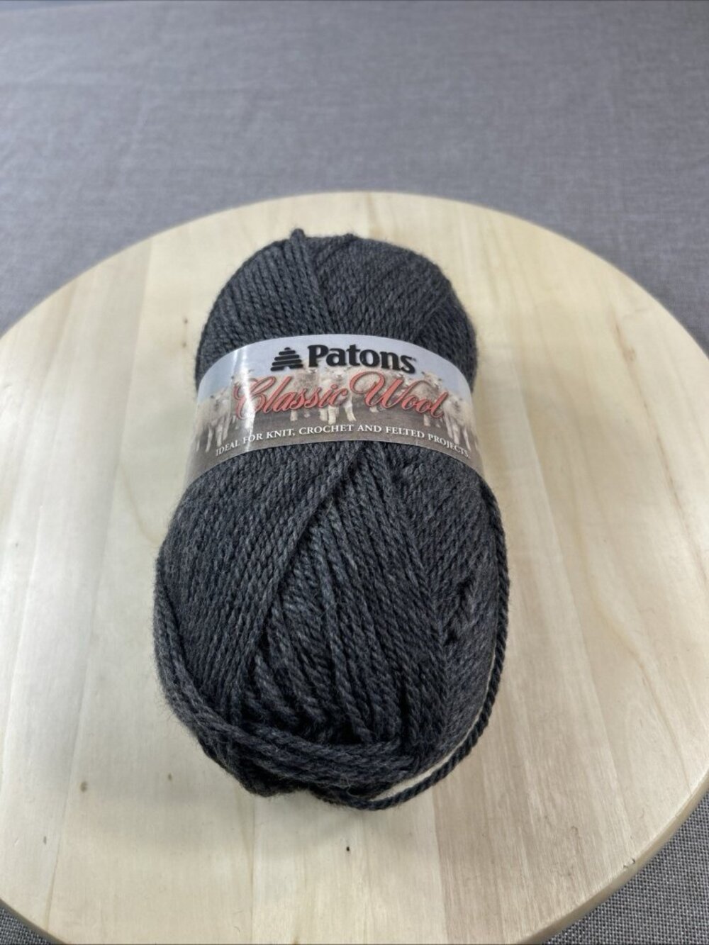 1 Skein PATONS Classic Wool Worsted Yarn #4 Dark Grey Mix 3.5oz/100g 210yds New